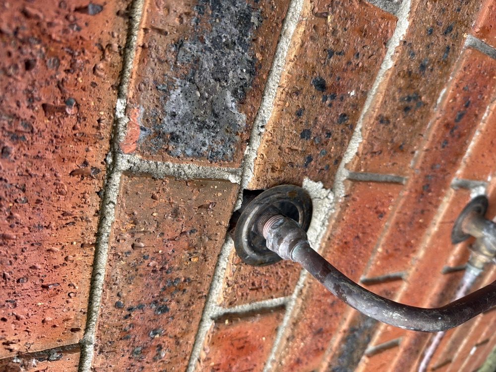 Conducive conditions around Clyde homes